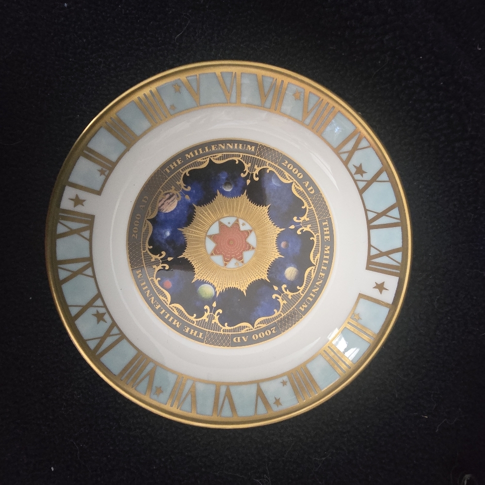 Elegant Gold and Blue Decorative 4 1/4" Plate